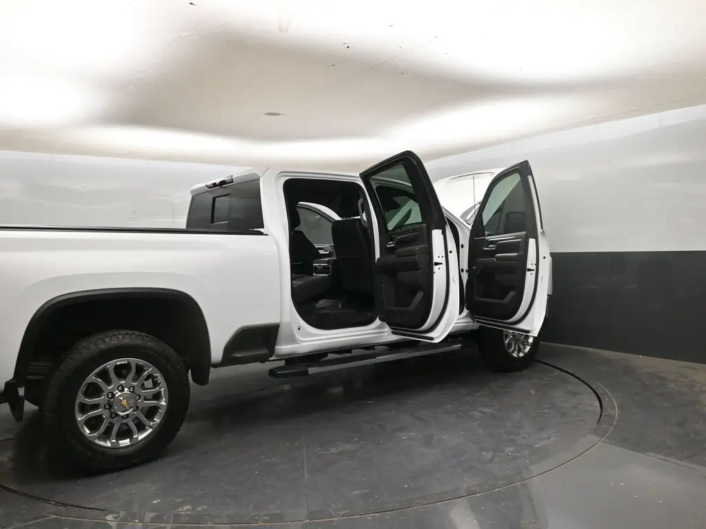 2024 Chevrolet Silverado Hd - $66,980