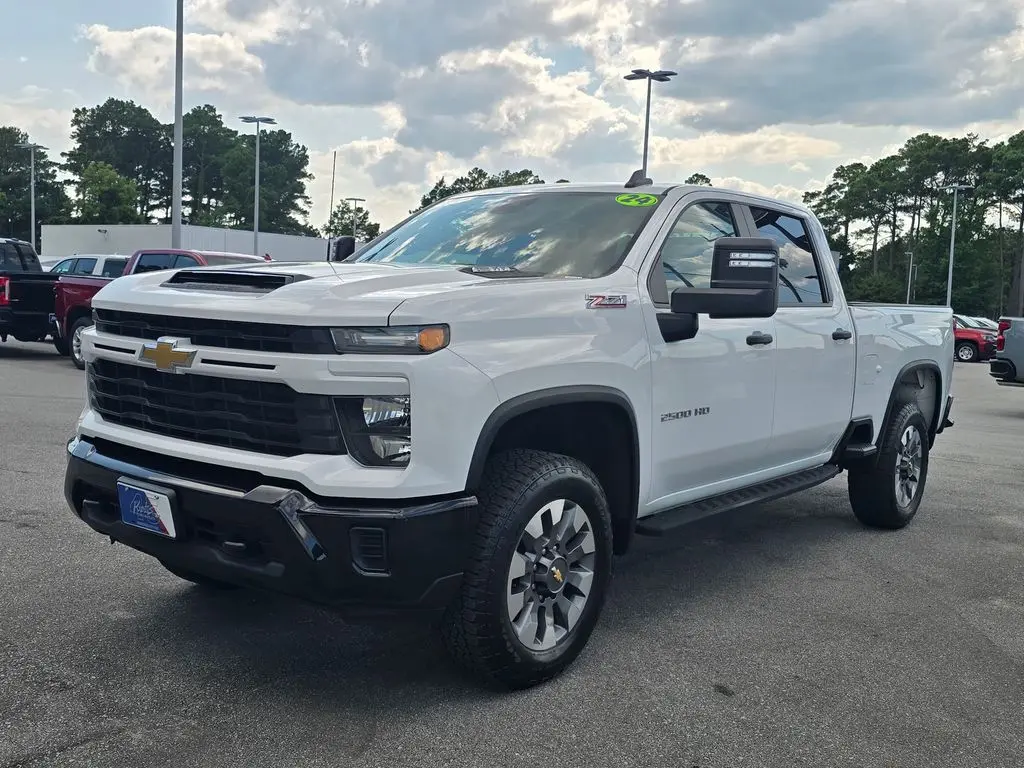 2024 Chevrolet Silverado Hd
