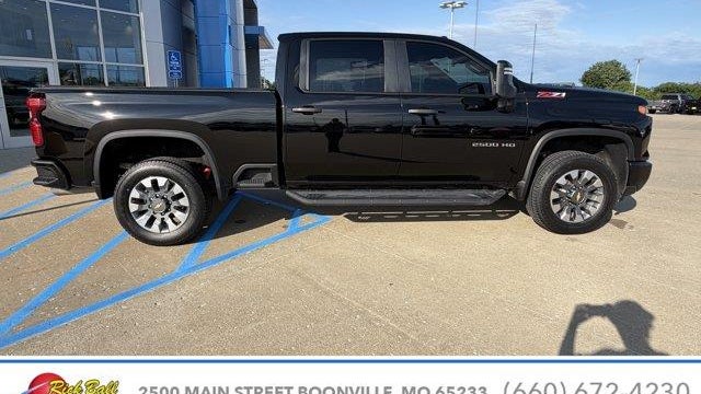 2024 Chevrolet Silverado 2500HD Custom
