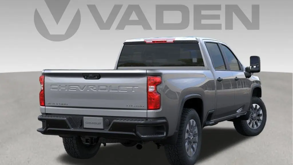 2024 Chevrolet Silverado 2500HD Custom