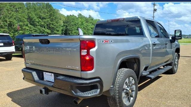 2024 Chevrolet Silverado 2500HD Custom