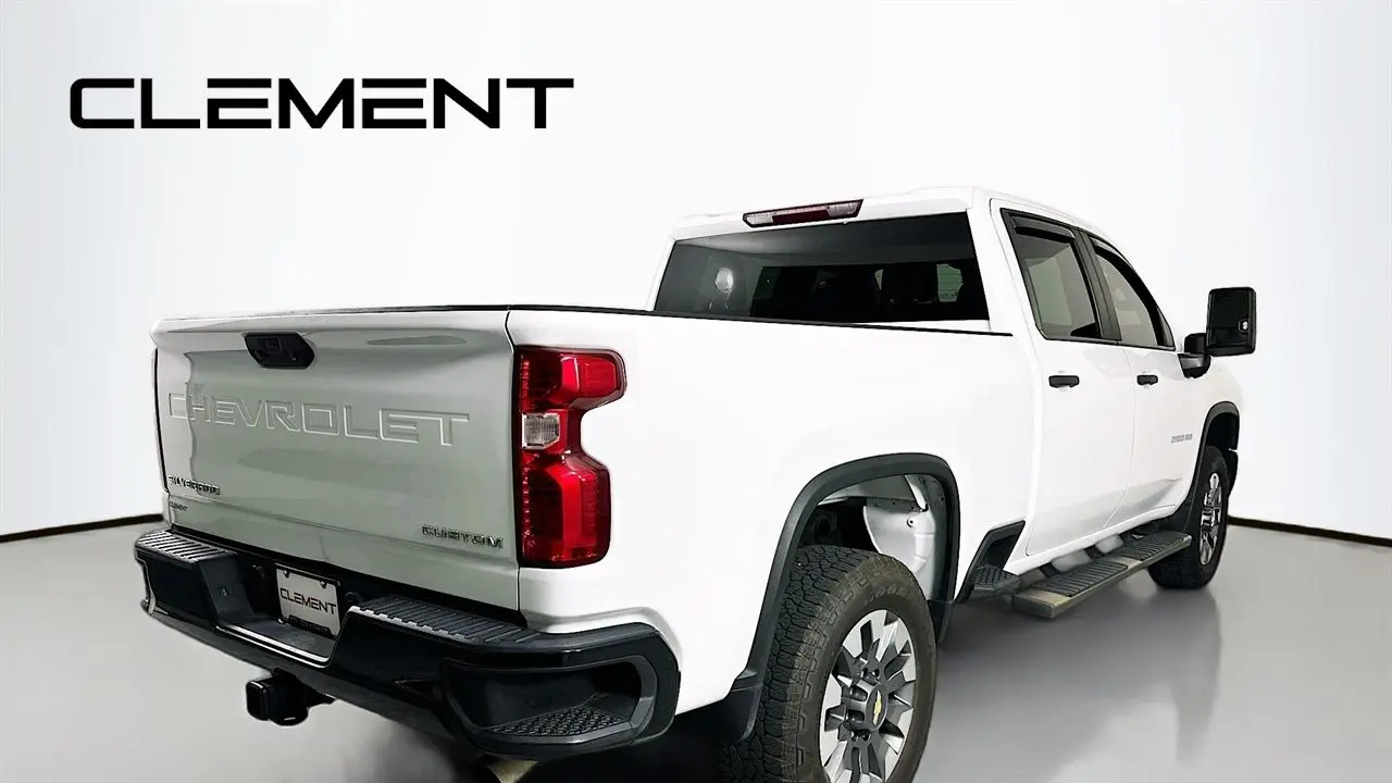 2024 Chevrolet Silverado 2500HD Custom