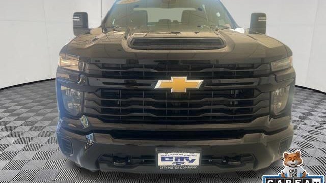 2024 Chevrolet Silverado 2500HD Custom