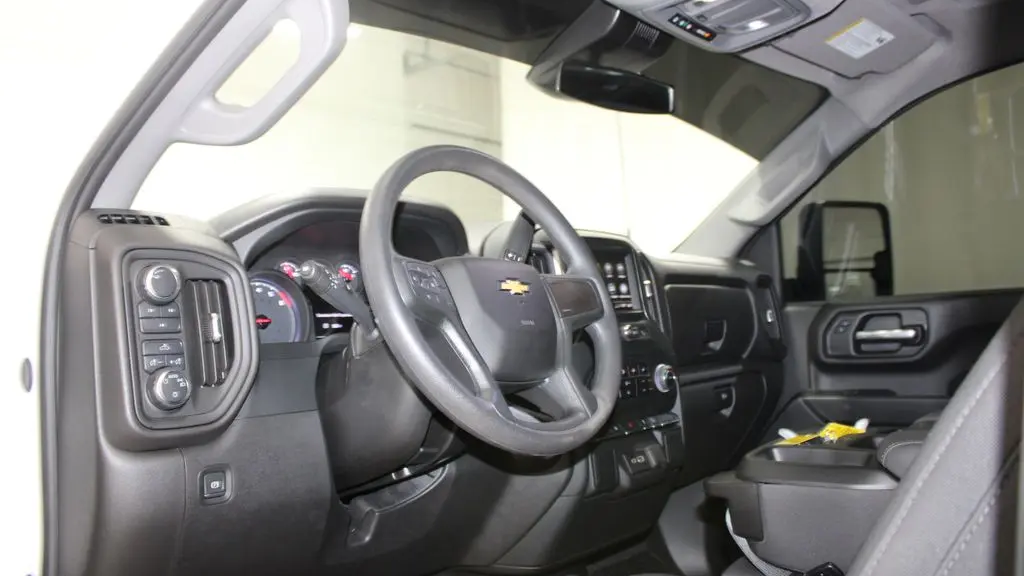 2024 Chevrolet Silverado 2500HD Custom
