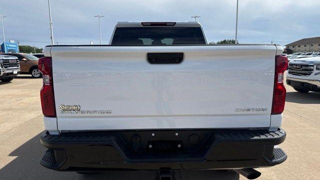 2024 Chevrolet Silverado 2500HD Custom