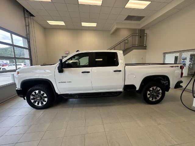2022 Chevrolet Silverado Hd - $42,575