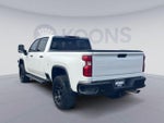 2023 Silverado 2500HD Thumbnail 3