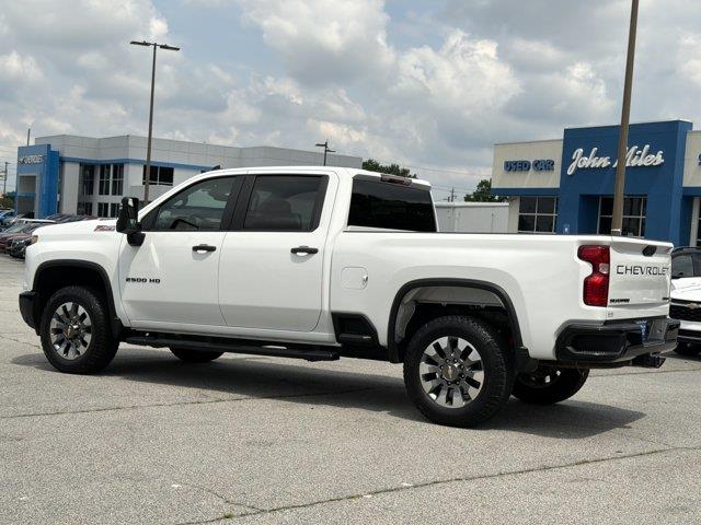 2024 Chevrolet Silverado Hd - $42,581