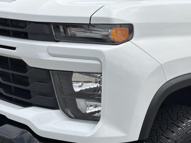 2024 Chevrolet Silverado Hd - $42,581