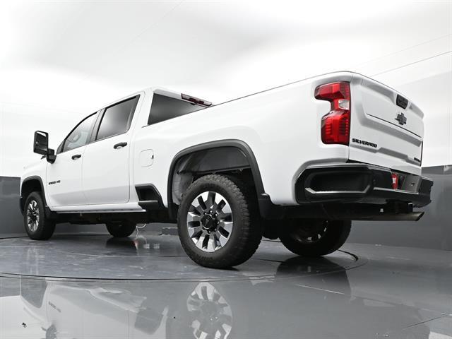 2024 Chevrolet Silverado Hd