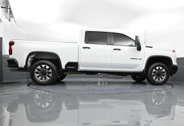 2024 Chevrolet Silverado Hd