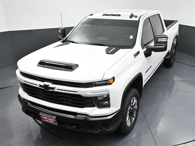 2024 Chevrolet Silverado Hd