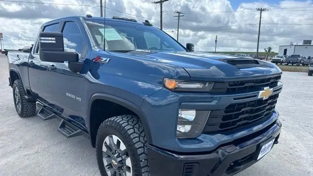 2024 Chevrolet Silverado 2500HD Custom