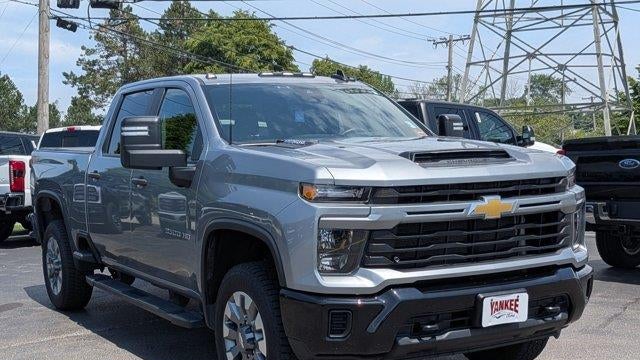 2024 Chevrolet Silverado 2500HD Custom