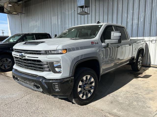 2024 Chevrolet Silverado 2500HD Custom — photo 1 of 36