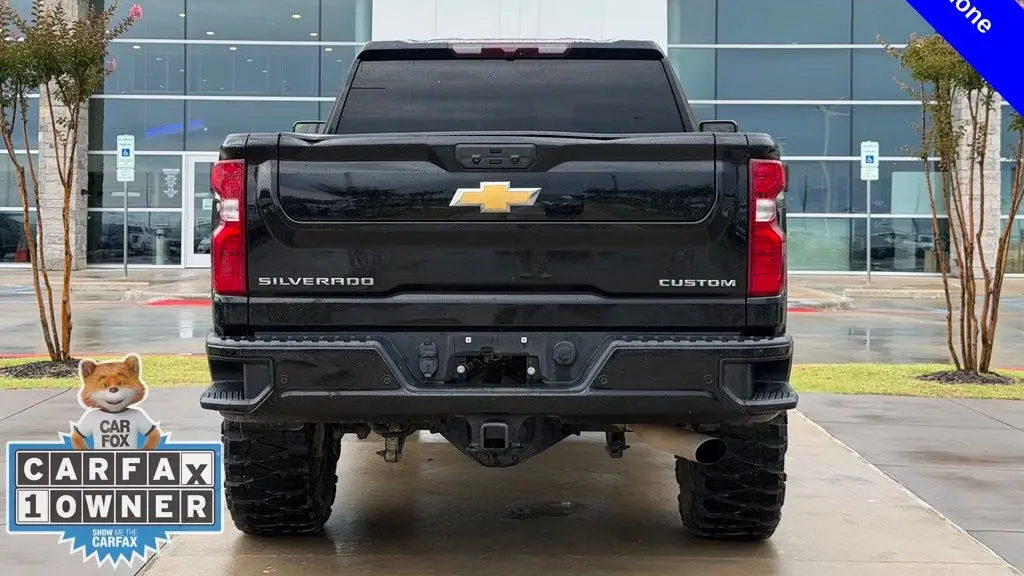 2024 Chevrolet Silverado 2500HD Custom