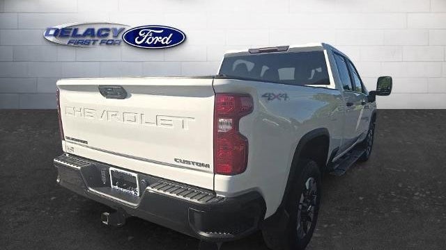 2022 Chevrolet Silverado 2500HD Custom