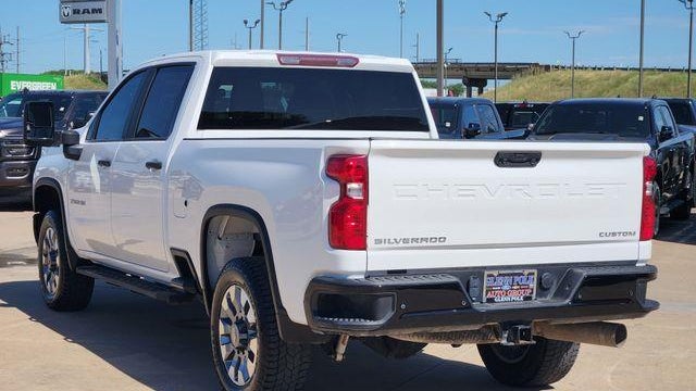 2024 Chevrolet Silverado 2500HD Custom