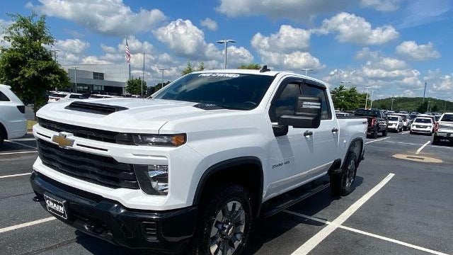 2024 Chevrolet Silverado 2500HD Custom