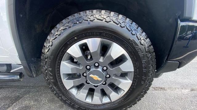 2024 Chevrolet Silverado 2500HD Custom