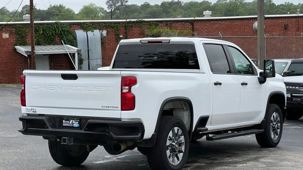2024 Chevrolet Silverado 2500HD Custom