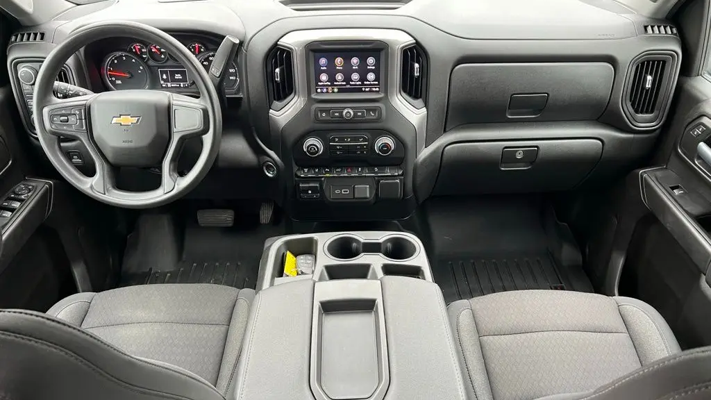 2024 Chevrolet Silverado 2500HD Custom