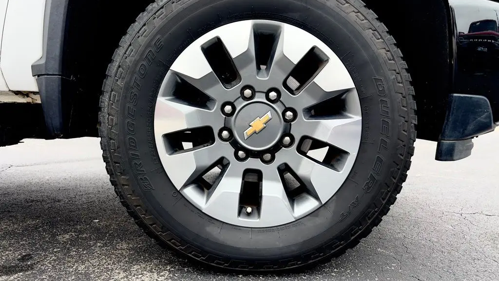 2024 Chevrolet Silverado 2500HD Custom