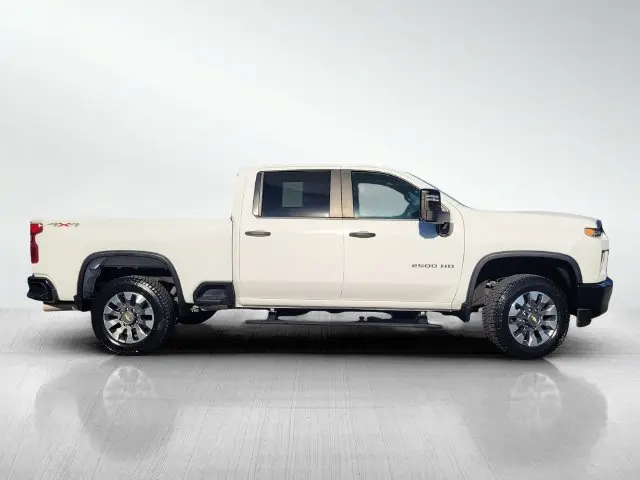 2022 Chevrolet Silverado Hd - $50,374