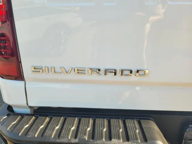 2022 Chevrolet Silverado Hd - $50,374