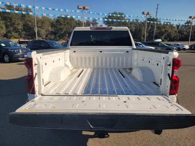 2022 Chevrolet Silverado Hd - $50,374