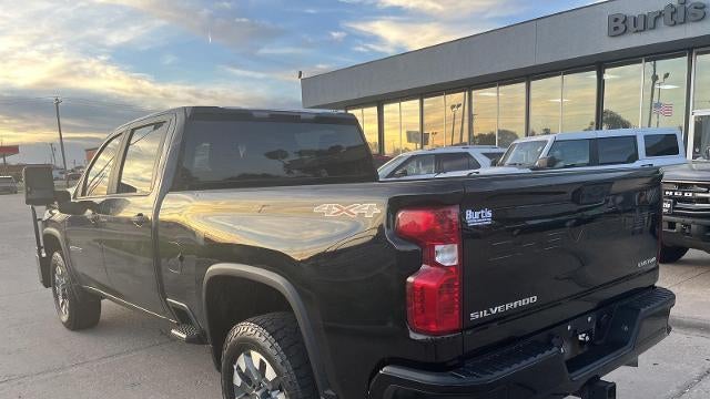 2022 Chevrolet Silverado 2500HD Custom