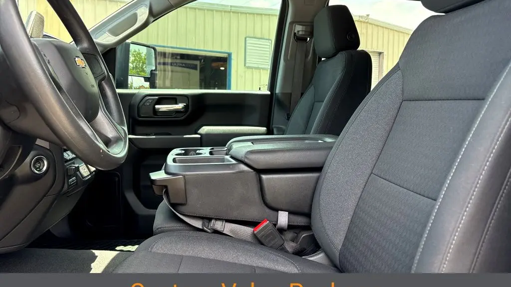 2024 Chevrolet Silverado 2500HD Custom