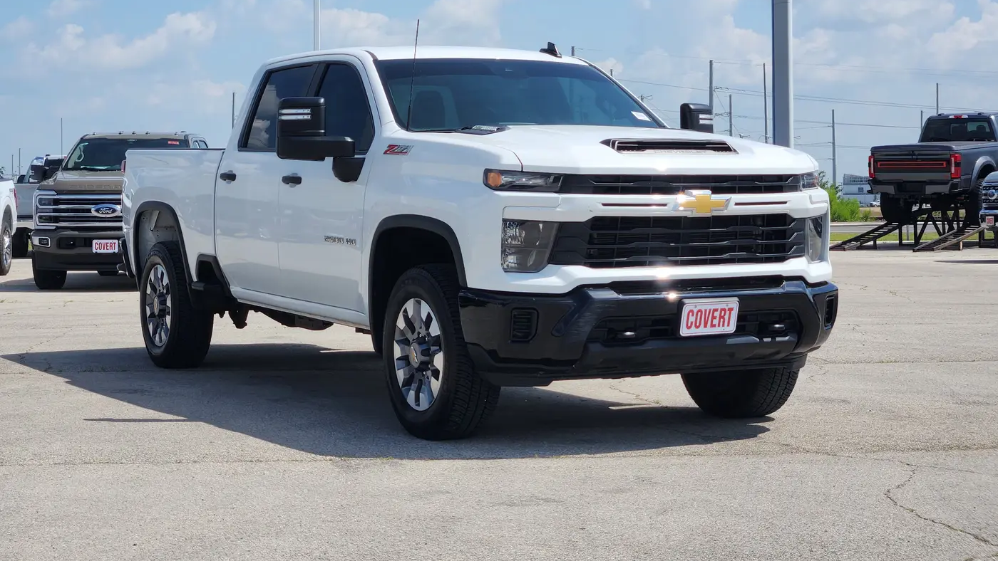 2024 Chevrolet Silverado 2500HD Custom