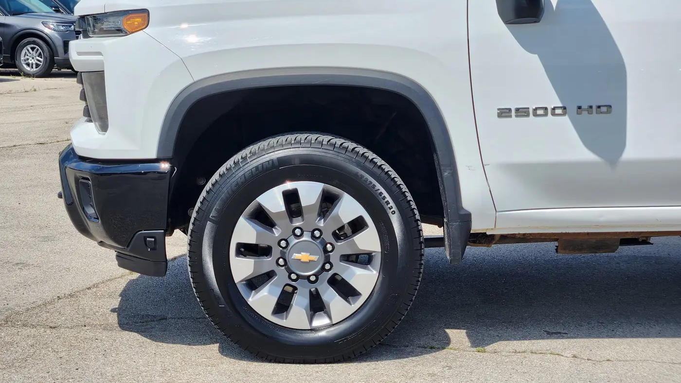 2024 Chevrolet Silverado 2500HD Custom