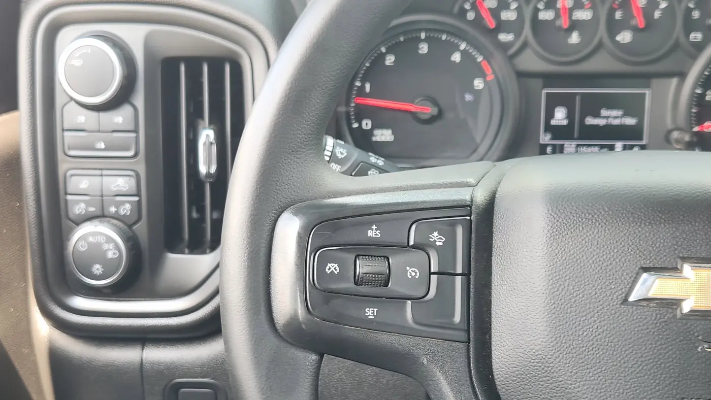 2024 Chevrolet Silverado 2500HD Custom