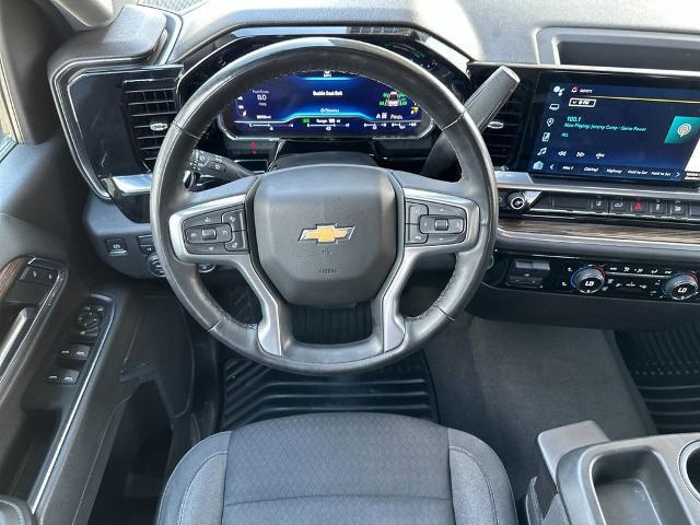 2024 Chevrolet Silverado Hd - $51,620