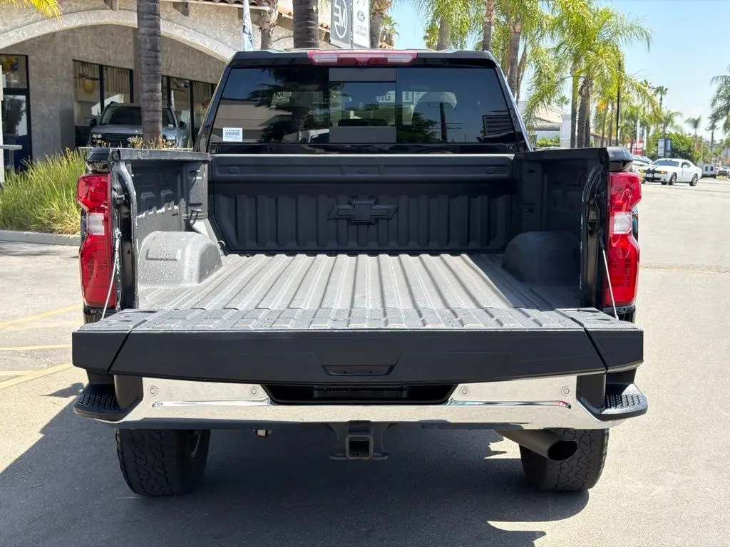 2024 Chevrolet Silverado Hd - $53,588