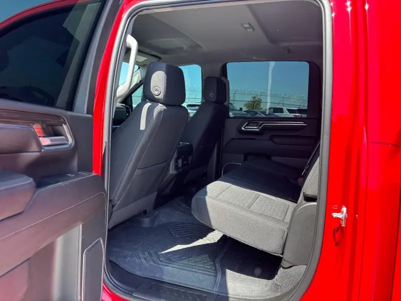2024 Chevrolet Silverado Hd - $48,995