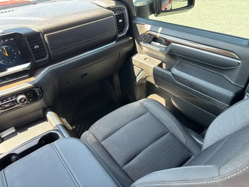 2024 Chevrolet Silverado Hd - $48,995