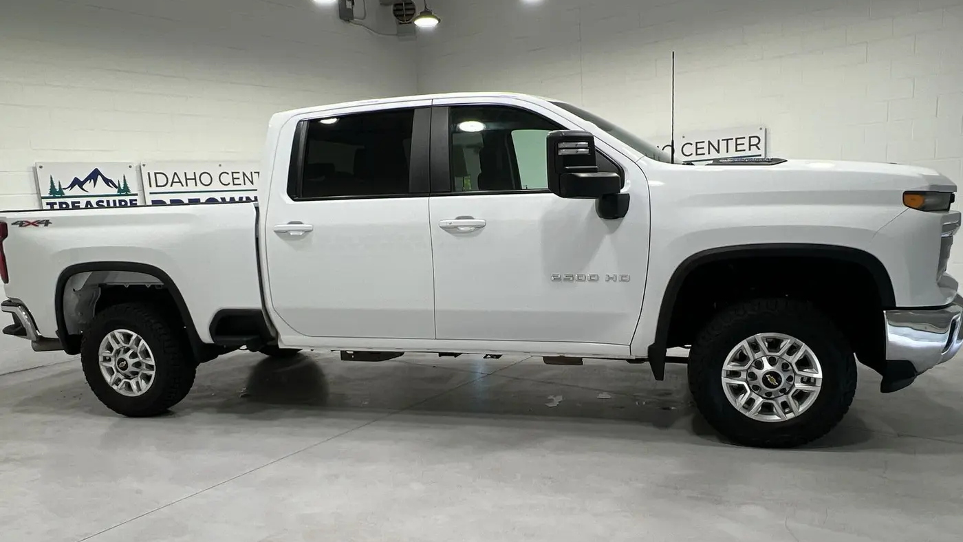 2024 Chevrolet Silverado 2500HD LT