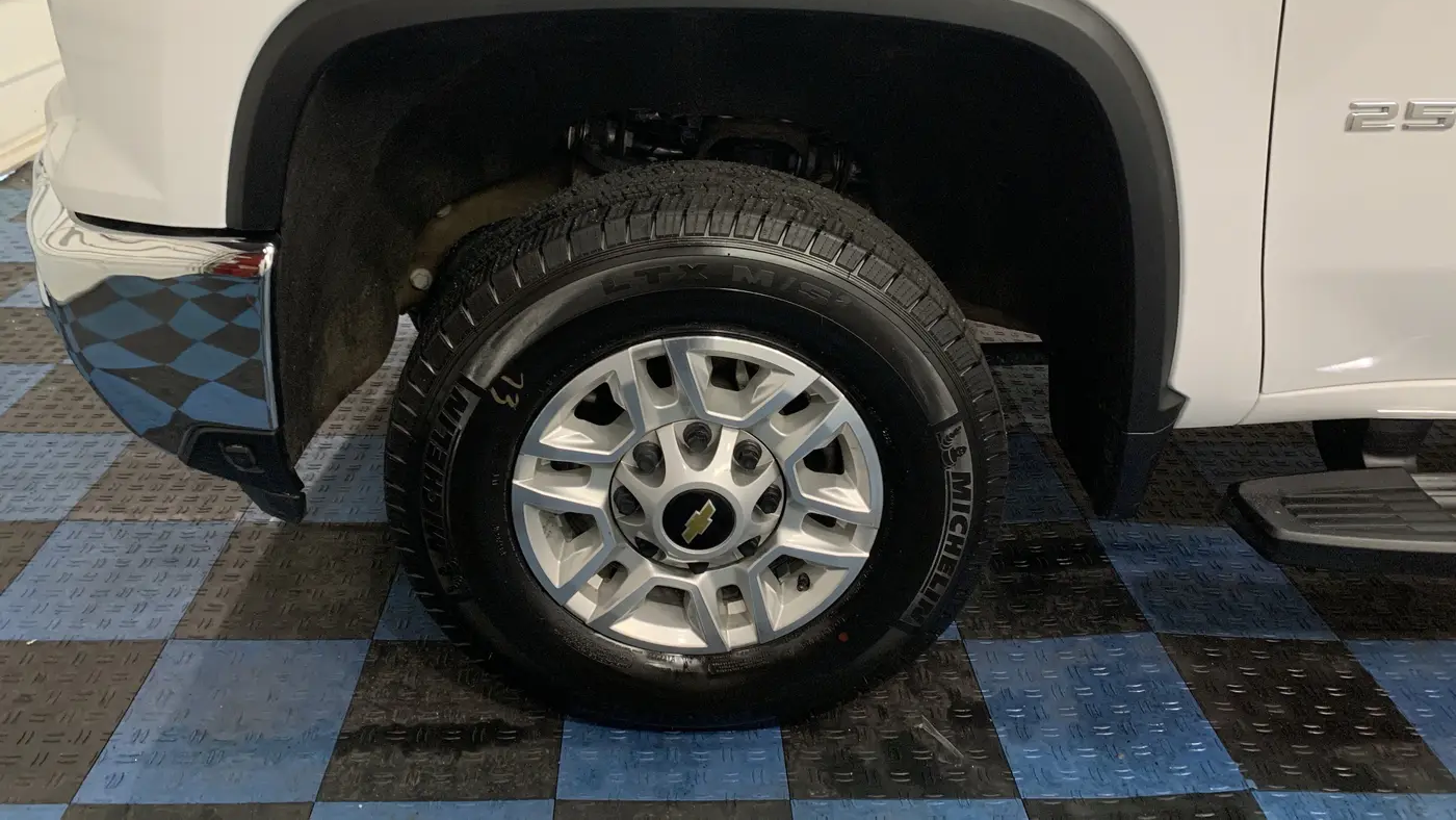 2024 Chevrolet Silverado 2500HD LT