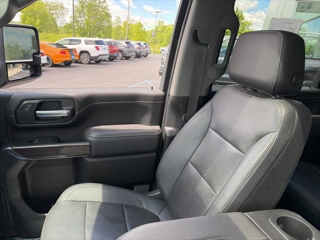 2022 Chevrolet Silverado Hd - $38,979