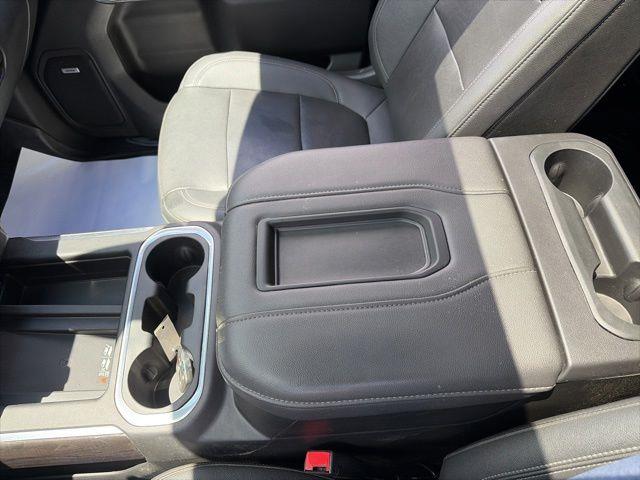 2022 Chevrolet Silverado Hd - $38,979