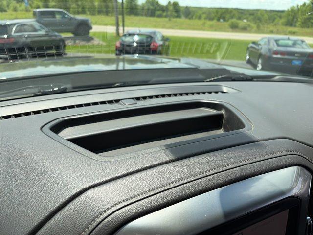 2022 Chevrolet Silverado Hd - $38,979
