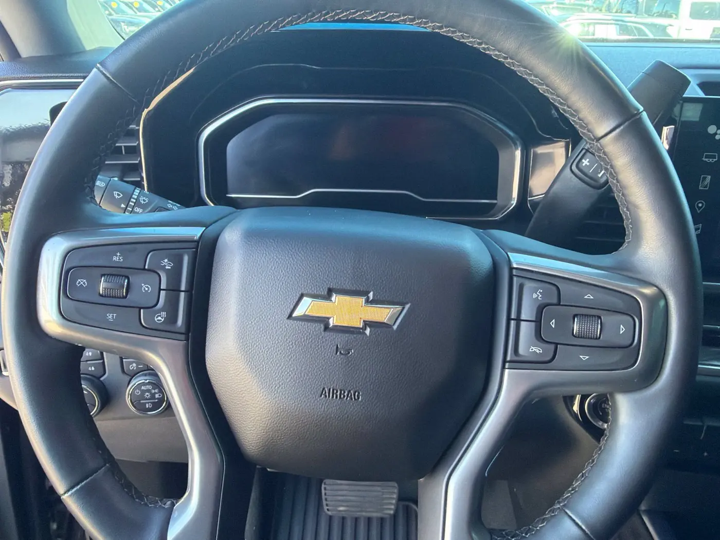 2024 Chevrolet Silverado Hd - $63,500