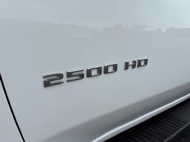 2024 Chevrolet Silverado Hd - $61,500