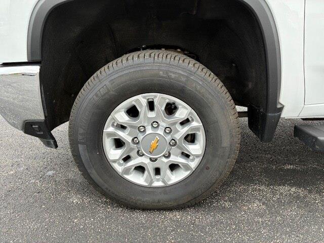 2024 Chevrolet Silverado Hd - $61,500