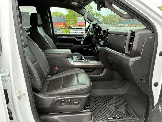 2024 Chevrolet Silverado Hd - $61,500