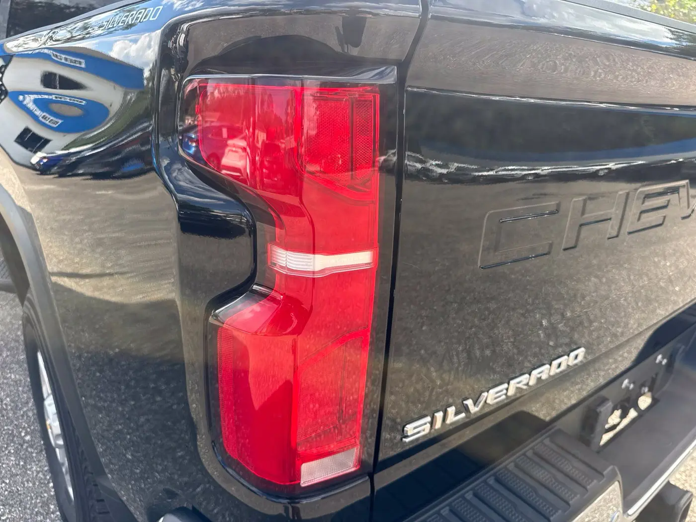 2024 Chevrolet Silverado Hd - $54,000