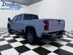 2024 Silverado 2500HD Thumbnail 3